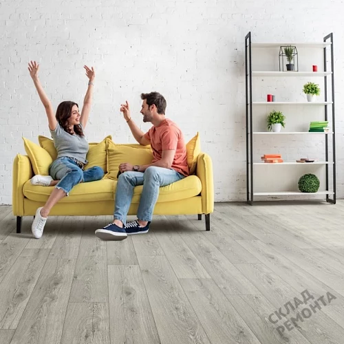 Фото Линолеум бытовой IVC Leoline Eco Дуб Либерти 593 – купить в Санкт-Петербурге: цена, описание, фото. Интернет-магазин 4